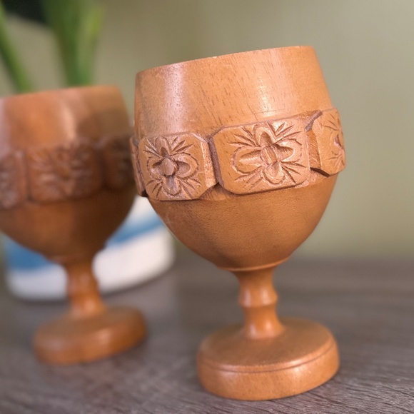 Pair of Vintage Mid-Century Modern Tiki Bar Drinkware/Decor - Picture 7 of 10
